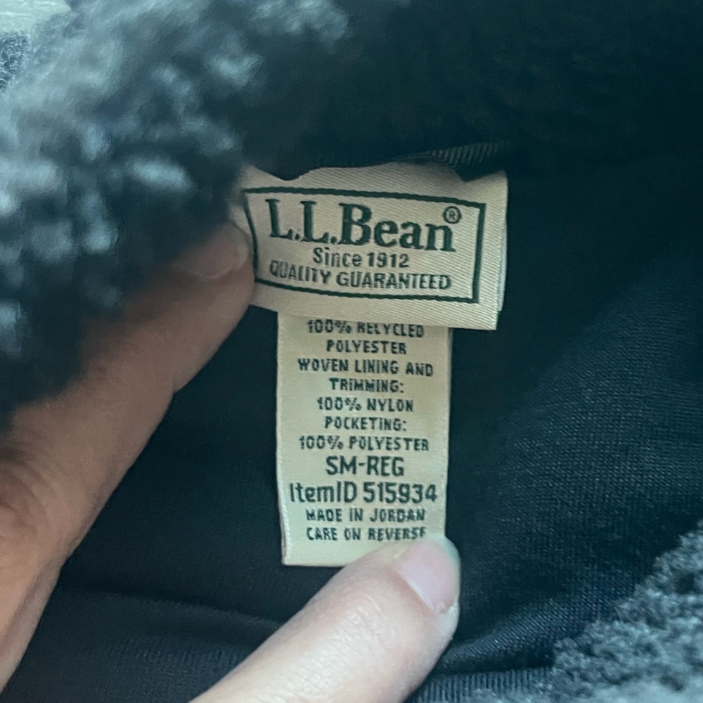 L.L. Bean Sherpa Fleece Long Vest - Picture 6 of 6
